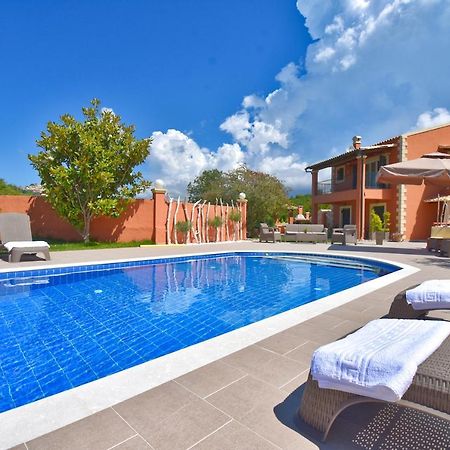 Villa Alex Sinarádes 外观 照片