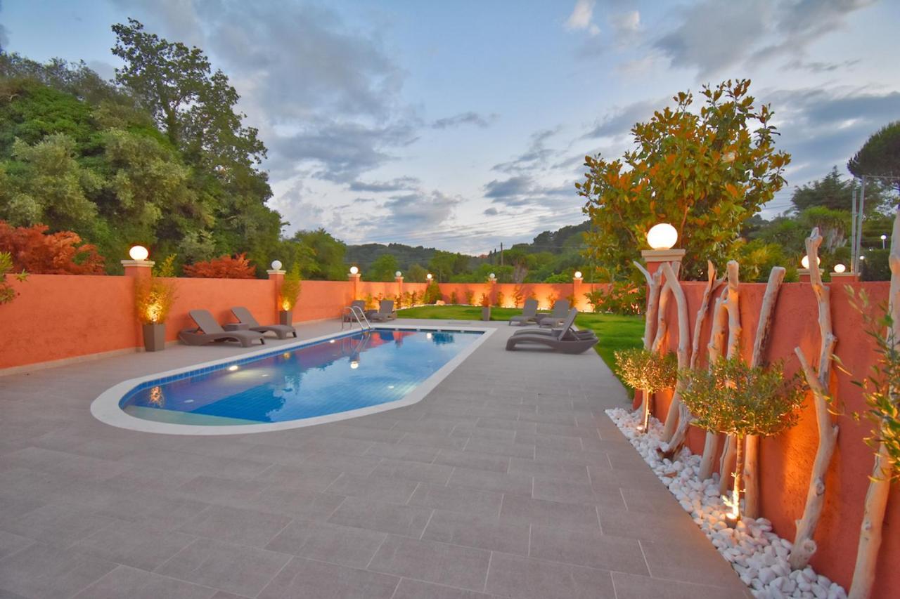 Villa Alex Sinarádes 外观 照片