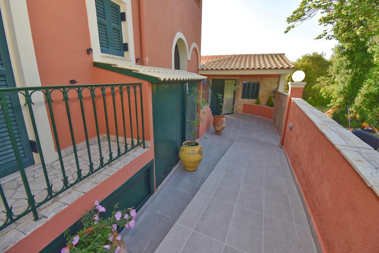 Villa Alex Sinarádes 外观 照片