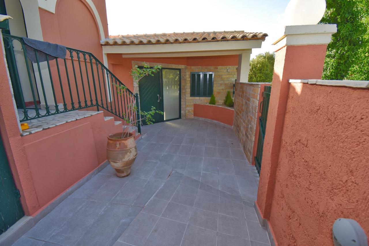 Villa Alex Sinarádes 外观 照片