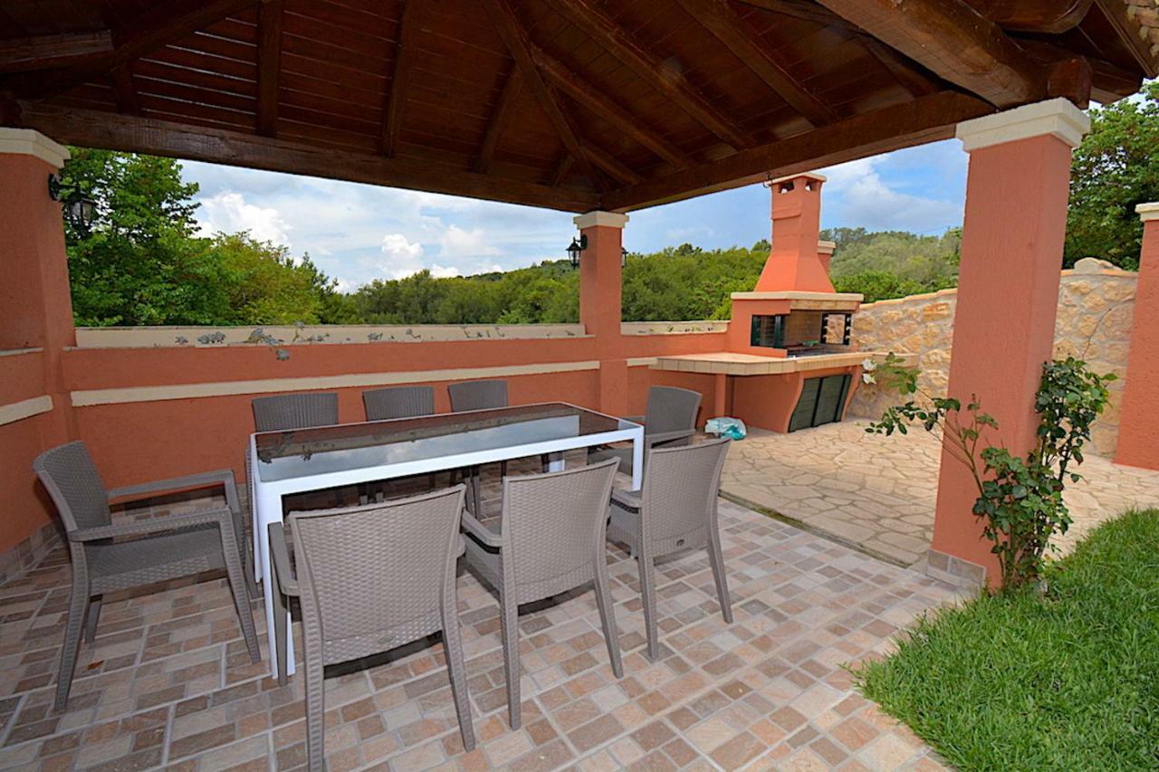 Villa Alex Sinarádes 外观 照片