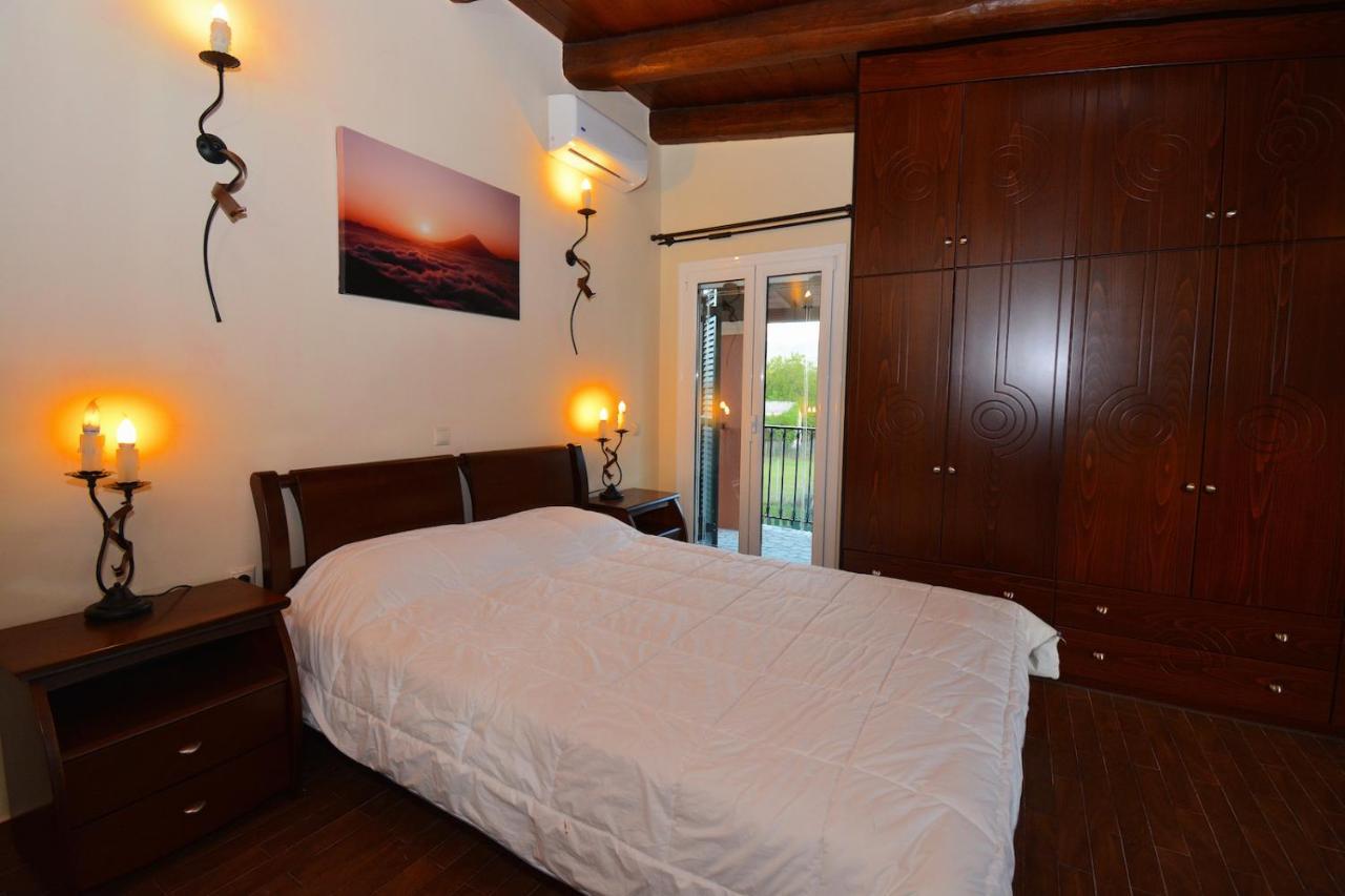 Villa Alex Sinarádes 外观 照片